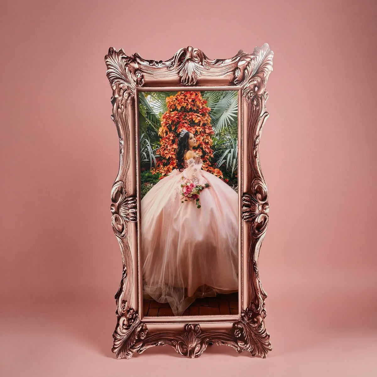 Mega Print with frame shape